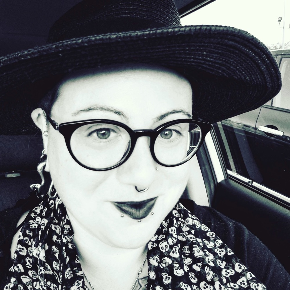 Meet your Posher, Becca